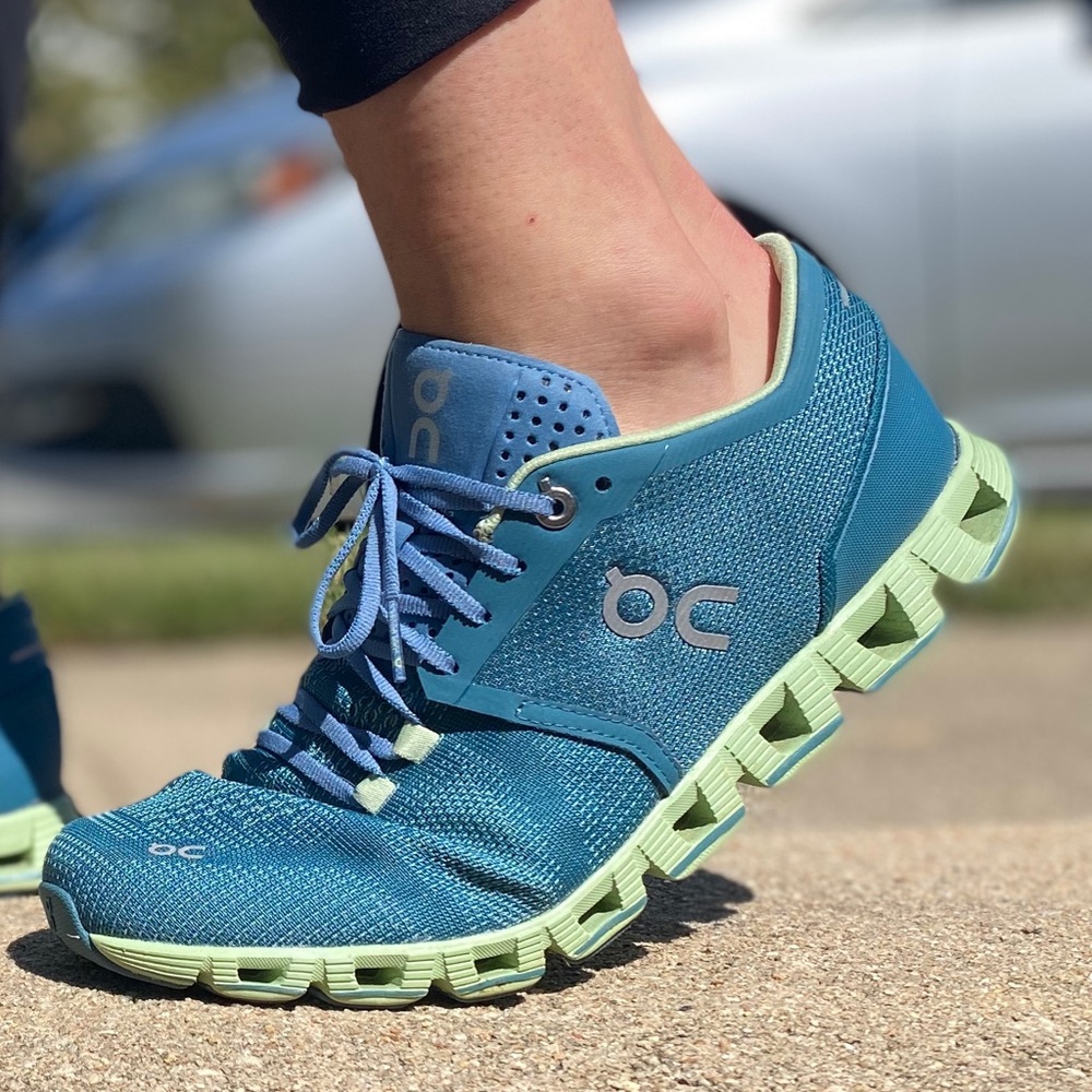 On running Cloud X shoes